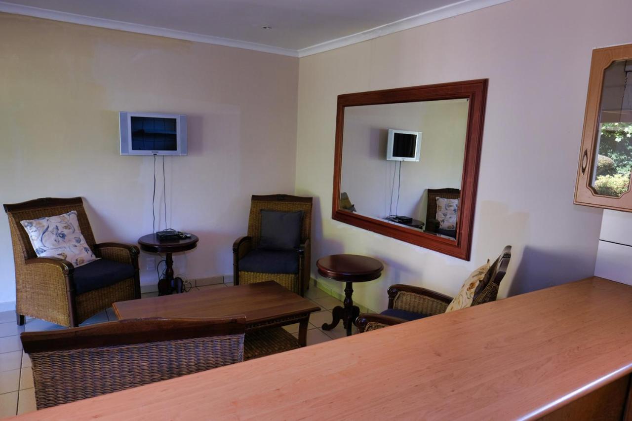 Inqevu Villa Winterton Bagian luar foto