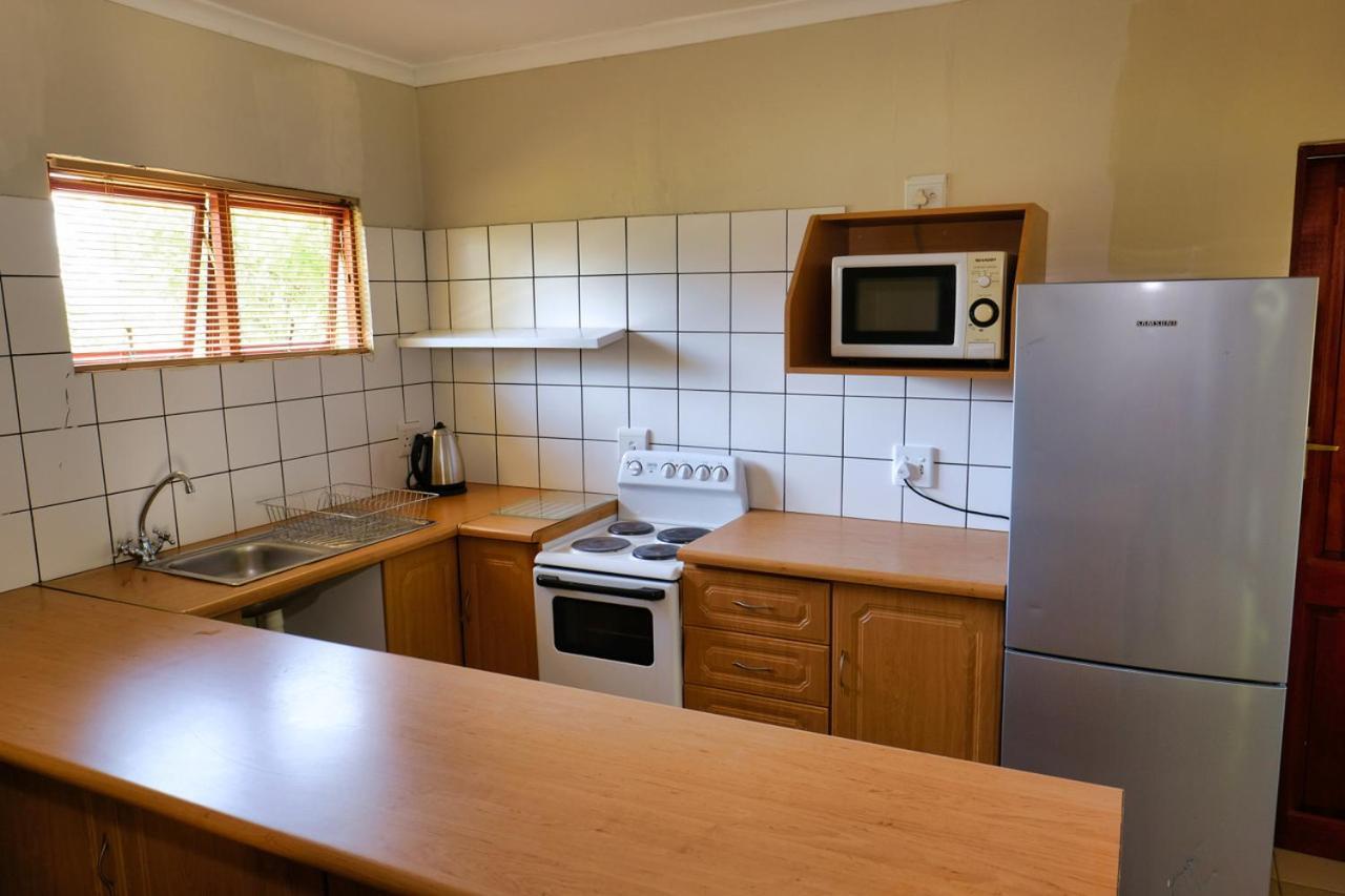 Inqevu Villa Winterton Bagian luar foto
